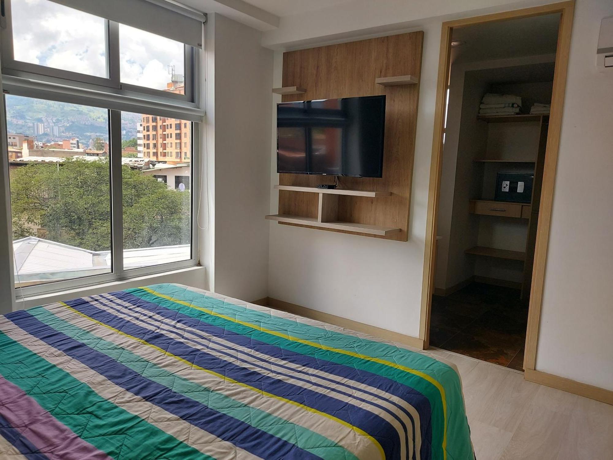 All Inclusive Suites Medellín Exteriör bild